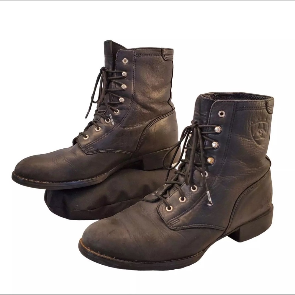 Ariat Lacer 11 Kilti Leather Women’s Brown
Boots dark brown size 9.5 great cond